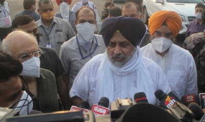 Expedite cases against Tytler, Kamal Nath: Sukhbir Badal | Expedite cases against Tytler, Kamal Nath: Sukhbir Badal