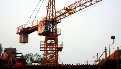 Maha: As raw material costs skyrocket, builders threaten to halt construction | Maha: As raw material costs skyrocket, builders threaten to halt construction