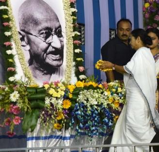 On Gandhi Jayanti, Bengal CM stresses on communal harmony | On Gandhi Jayanti, Bengal CM stresses on communal harmony