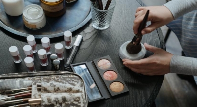 The 5 minute 'no make-up look' | The 5 minute 'no make-up look' The 5 minute 'no make-up look' | The 5 minute 'no make-up look'