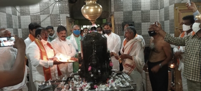 BJP's Somu Veerraju launches temple protection tour in Andhra | BJP's Somu Veerraju launches temple protection tour in Andhra