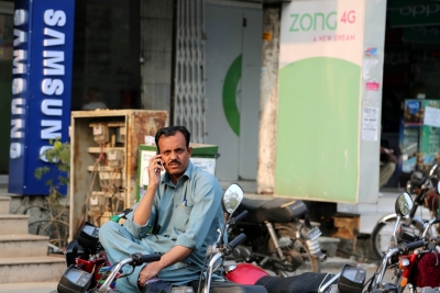 Pakistan: Rights body raises alarm over internet, mobile services blackout in Balochistan | Pakistan: Rights body raises alarm over internet, mobile services blackout in Balochistan