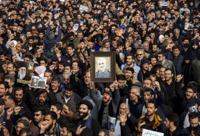 Thousands gather in Tehran to pay homage to Soleimani | Thousands gather in Tehran to pay homage to Soleimani