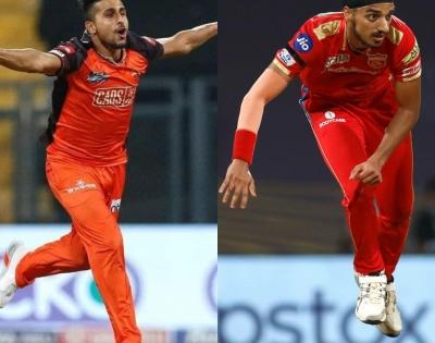Legends demand Umran, Arshdeep's inclusion in T20I squad for SA series | Legends demand Umran, Arshdeep's inclusion in T20I squad for SA series