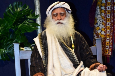 Covid vaccine be given first to vulnerable sections: Sadhguru | Covid vaccine be given first to vulnerable sections: Sadhguru