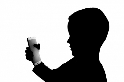 Worries of widespread 'tech addiction' may be overblown: Study | Worries of widespread 'tech addiction' may be overblown: Study Worries of widespread 'tech addiction' may be overblown: Study | Worries of widespread 'tech addiction' may be overblown: Study