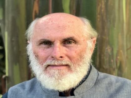 David Frawley likens Paris fire with Delhi violence | David Frawley likens Paris fire with Delhi violence