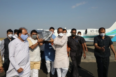 BJP leader Sarang's body taken to Bhopal, cremation at 4 pm | BJP leader Sarang's body taken to Bhopal, cremation at 4 pm