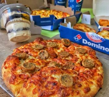 Domino’s Pizza India operator Jubilant FoodWorks' Q4 net profit drops 77 pc | Domino’s Pizza India operator Jubilant FoodWorks' Q4 net profit drops 77 pc Domino’s Pizza India operator Jubilant FoodWorks' Q4 net profit drops 77 pc | Domino’s Pizza India operator Jubilant FoodWorks' Q4 net profit drops 77 pc