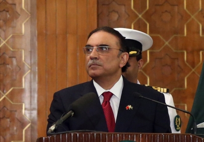 Pak military sources say Zardari should name person who contacted him | Pak military sources say Zardari should name person who contacted him Pak military sources say Zardari should name person who contacted him | Pak military sources say Zardari should name person who contacted him