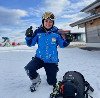 Skier Aanchal wins bronze in Montenegro | Skier Aanchal wins bronze in Montenegro