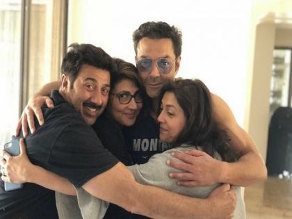 On Sunny Deol's birthday, brother Bobby shares group picture of his siblings | On Sunny Deol's birthday, brother Bobby shares group picture of his siblings