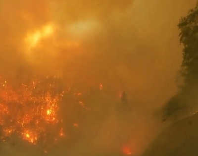 Fast-moving wildfire in California forces thousands to evacuate | Fast-moving wildfire in California forces thousands to evacuate