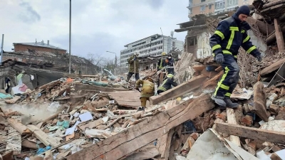 Ukraine's 2nd largest city without power after Russian strikes | Ukraine's 2nd largest city without power after Russian strikes