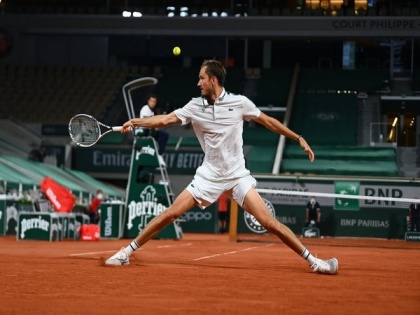 French Open: Daniil Medvedev surprised by Tsitsipas' 'level' | French Open: Daniil Medvedev surprised by Tsitsipas' 'level'