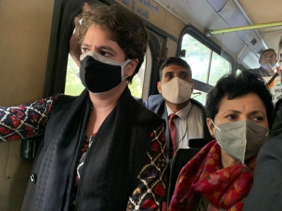 Govt treating farmers unfairly: Priyanka | Govt treating farmers unfairly: Priyanka Govt treating farmers unfairly: Priyanka | Govt treating farmers unfairly: Priyanka