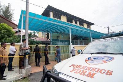 4 Malaysian military personnel killed in shooting | 4 Malaysian military personnel killed in shooting 4 Malaysian military personnel killed in shooting | 4 Malaysian military personnel killed in shooting