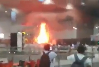 Fire breaks out at Kolkata airport, short-circuit suspected | Fire breaks out at Kolkata airport, short-circuit suspected