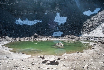 Human skeletons found around Roopkund heighten mystery of Himalayan lake | Human skeletons found around Roopkund heighten mystery of Himalayan lake