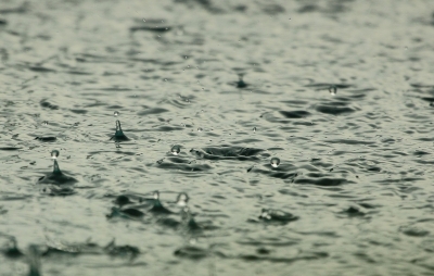 Rain disrupts life in many parts of Gurugram | Rain disrupts life in many parts of Gurugram