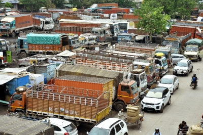 Sand lorry owners urge TN govt to exempt goods vehicles from tracking device rule | Sand lorry owners urge TN govt to exempt goods vehicles from tracking device rule Sand lorry owners urge TN govt to exempt goods vehicles from tracking device rule | Sand lorry owners urge TN govt to exempt goods vehicles from tracking device rule