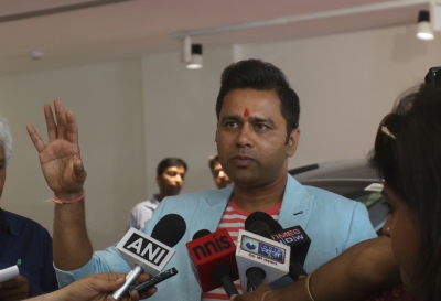 Ind's pace attack to trouble Australian top order: Chopra | Ind's pace attack to trouble Australian top order: Chopra