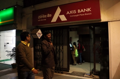 Axis Bank's Q2FY22 YoY net profit rises 86% | Axis Bank's Q2FY22 YoY net profit rises 86%