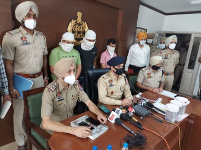 Punjab Police bust Covid-19 cyber scam, three held | Punjab Police bust Covid-19 cyber scam, three held