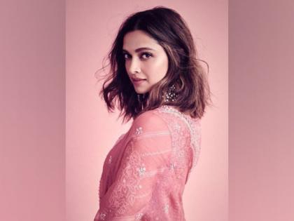 Prabhas treats Deepika Padukone with delicious food as they wrap first schedule of 'Project K' | Prabhas treats Deepika Padukone with delicious food as they wrap first schedule of 'Project K' Prabhas treats Deepika Padukone with delicious food as they wrap first schedule of 'Project K' | Prabhas treats Deepika Padukone with delicious food as they wrap first schedule of 'Project K'