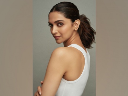Deepika Padukone gives a glimpse of her 'morning view' | Deepika Padukone gives a glimpse of her 'morning view'