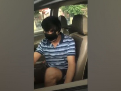 Jalandhar man drags police official on car's bonnet, arrested | Jalandhar man drags police official on car's bonnet, arrested