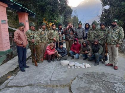Uttarakhand: Five poachers held, animal parts recovered | Uttarakhand: Five poachers held, animal parts recovered Uttarakhand: Five poachers held, animal parts recovered | Uttarakhand: Five poachers held, animal parts recovered