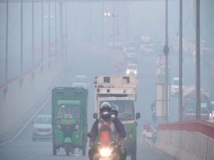 Delhi's air quality remains 'very poor' for third consecutive day | Delhi's air quality remains 'very poor' for third consecutive day Delhi's air quality remains 'very poor' for third consecutive day | Delhi's air quality remains 'very poor' for third consecutive day