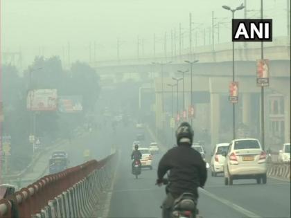 Delhi's air quality remains in 'very poor' category | Delhi's air quality remains in 'very poor' category