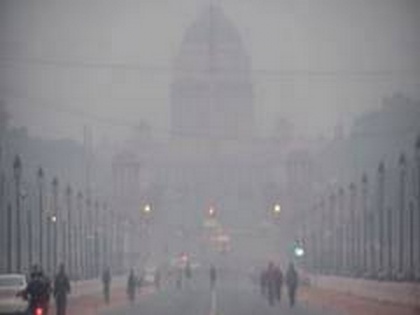 Delhi's air quality turns 'poor' as AQI hits 214 in Patparganj area | Delhi's air quality turns 'poor' as AQI hits 214 in Patparganj area