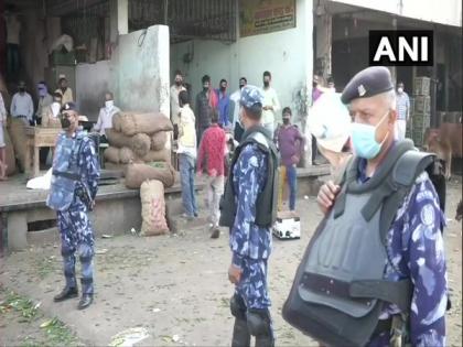Delhi: Odd-Even rule to be followed by traders at Azadpur Mandi to fight COVID-19 | Delhi: Odd-Even rule to be followed by traders at Azadpur Mandi to fight COVID-19 Delhi: Odd-Even rule to be followed by traders at Azadpur Mandi to fight COVID-19 | Delhi: Odd-Even rule to be followed by traders at Azadpur Mandi to fight COVID-19