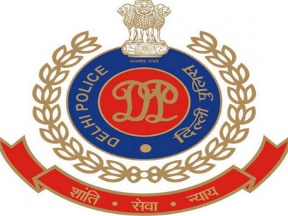 Delhi Police ASI shoots himself on duty | Delhi Police ASI shoots himself on duty