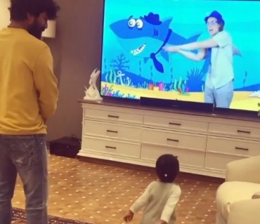 Ram Charan has a dance-off with toddler niece | Ram Charan has a dance-off with toddler niece