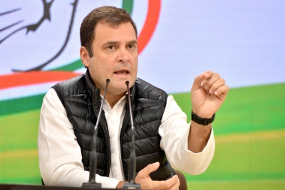 No question of apology, govt diverting attention: Rahul | No question of apology, govt diverting attention: Rahul