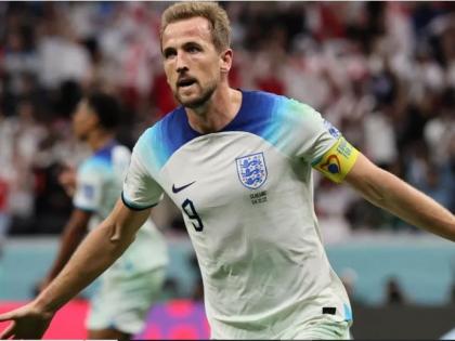 Muller suggesting a bigger hotel room for goal machine Kane to store his ball trophies | Muller suggesting a bigger hotel room for goal machine Kane to store his ball trophies Muller suggesting a bigger hotel room for goal machine Kane to store his ball trophies | Muller suggesting a bigger hotel room for goal machine Kane to store his ball trophies