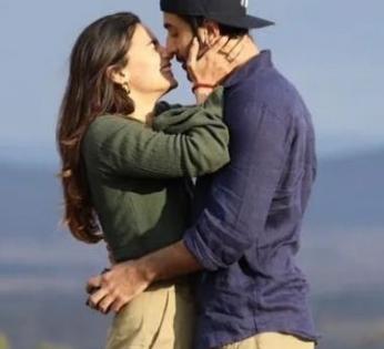 Alia changes Instagram profile pic after pregnancy announcement | Alia changes Instagram profile pic after pregnancy announcement Alia changes Instagram profile pic after pregnancy announcement | Alia changes Instagram profile pic after pregnancy announcement