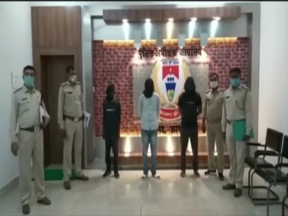 Three members of banned Naxal outfit PLFI held in Jharkhand | Three members of banned Naxal outfit PLFI held in Jharkhand