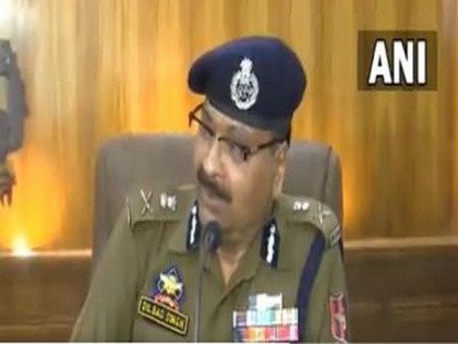 Hyderpora encounter probe suggests there's a terrorist and supportive terror network around him: J-K DGP | Hyderpora encounter probe suggests there's a terrorist and supportive terror network around him: J-K DGP