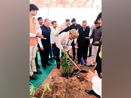 Union Minister Sarbananda Sonowal inaugurates 'Ayush Van' in Gujarat's Gandhidham | Union Minister Sarbananda Sonowal inaugurates 'Ayush Van' in Gujarat's Gandhidham