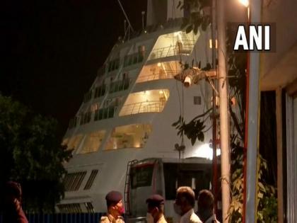Mumbai: 123 passengers on Cordelia cruise ship test positive for COVID-19 | Mumbai: 123 passengers on Cordelia cruise ship test positive for COVID-19