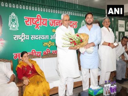 Oath taking ceremony of new Bihar govt tomorrow, says RJD | Oath taking ceremony of new Bihar govt tomorrow, says RJD