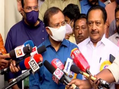 V Muraleedharan slams Kerala govt after migrant labourers attack policemen in Ernakulam | V Muraleedharan slams Kerala govt after migrant labourers attack policemen in Ernakulam V Muraleedharan slams Kerala govt after migrant labourers attack policemen in Ernakulam | V Muraleedharan slams Kerala govt after migrant labourers attack policemen in Ernakulam