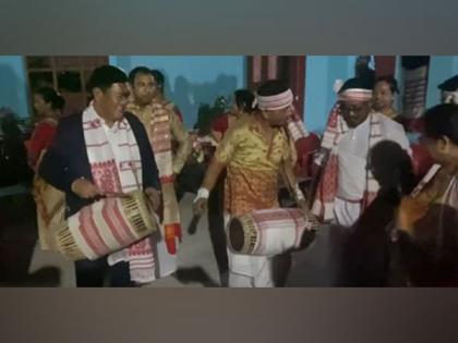 Arunachal Pradesh CM shows his dance moves at Bihu festival celebration in Itanagar | Arunachal Pradesh CM shows his dance moves at Bihu festival celebration in Itanagar Arunachal Pradesh CM shows his dance moves at Bihu festival celebration in Itanagar | Arunachal Pradesh CM shows his dance moves at Bihu festival celebration in Itanagar