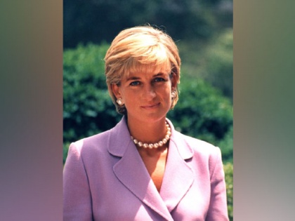 Princess Diana's mother called her this for dating Muslim men! | Princess Diana's mother called her this for dating Muslim men!