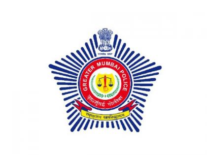 Extortion case registered against 3 cops: Mumbai Police | Extortion case registered against 3 cops: Mumbai Police